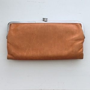 HOBO clutch